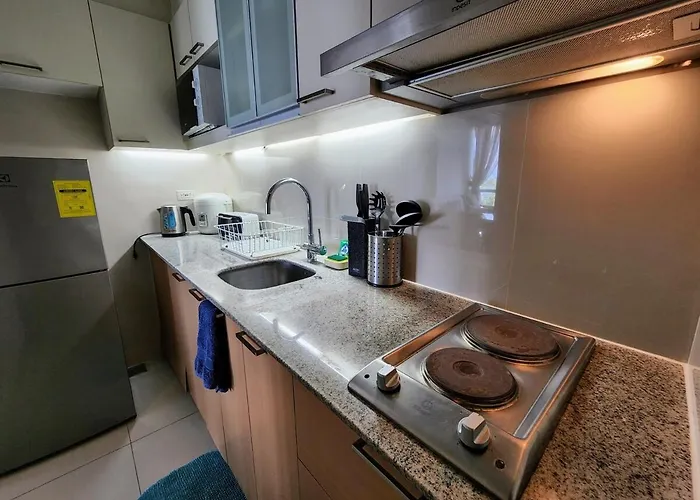 Minimalist 1br Mactan Newtown W Pool Apartment *