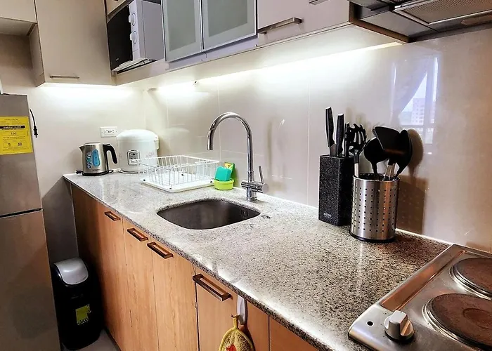 Apartment Minimalist 1br Mactan Newtown W Pool